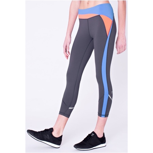 Ivivva Other - LULULEMON IVIVVA Girls Hyper Track Crops Pop Orange Coal Pool Blue Size 8